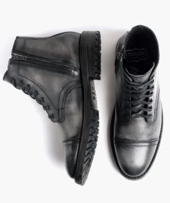 Major | Black