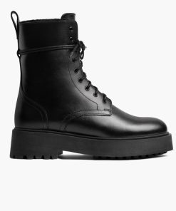 Quest | Black Matte